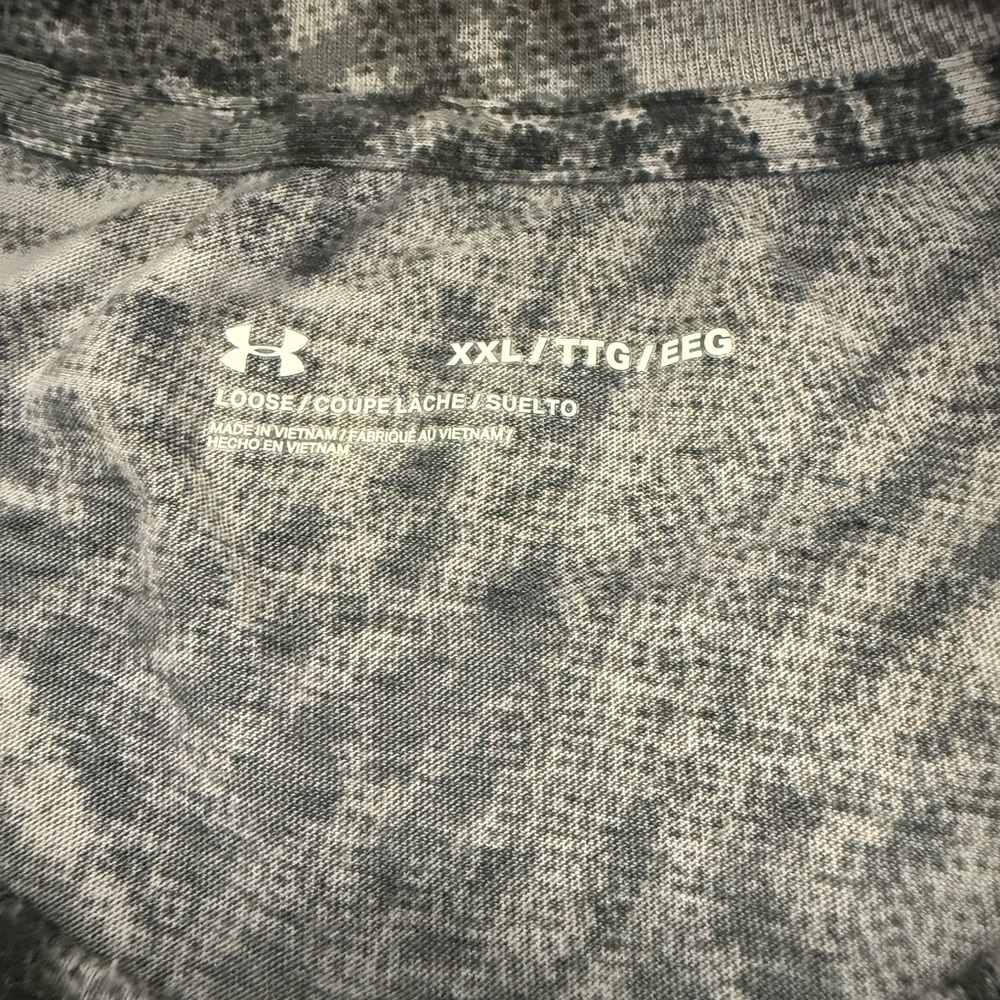 Under Armour HeatGear Graphic Training Shirt Gray XXL Loose Fit - Picture 2 of 5
